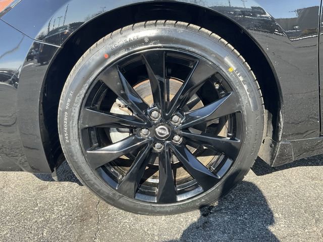 Certified 2023 Nissan Maxima SR w/ Sport Mat Group image 8