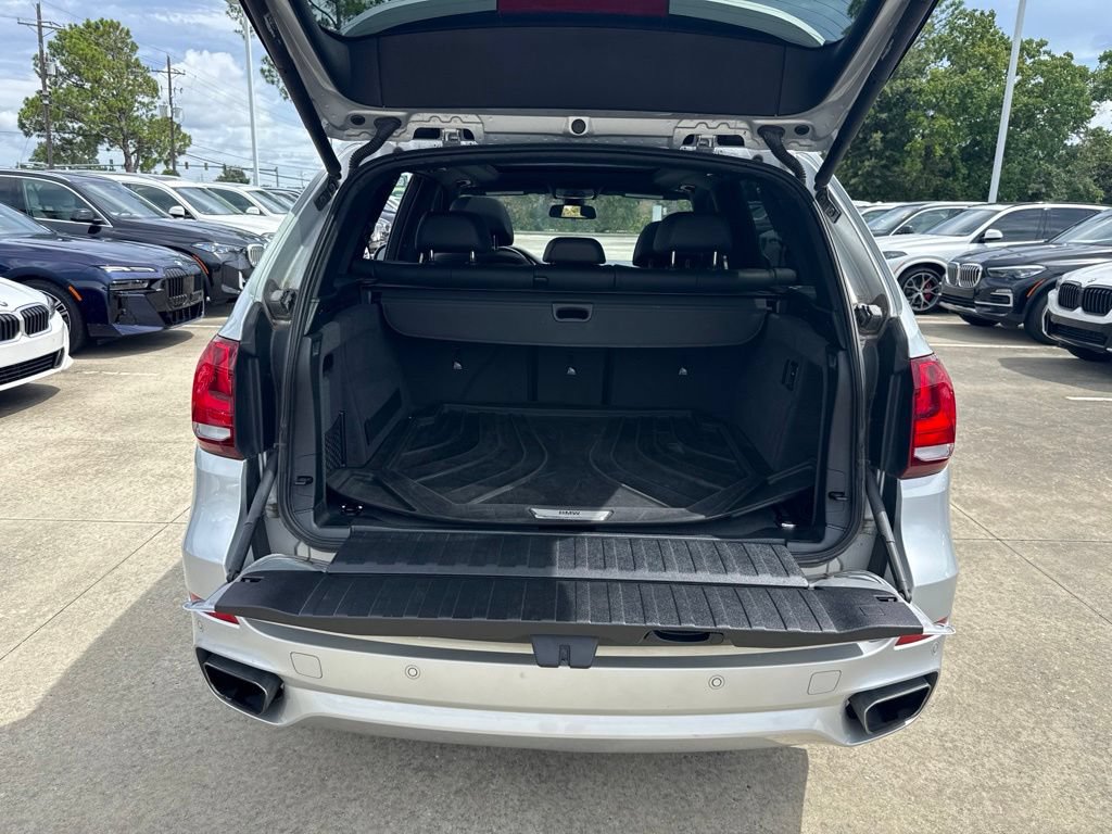 Used 2018 BMW X5 xDrive50i w/ M Sport Package AWD/4WD image 27
