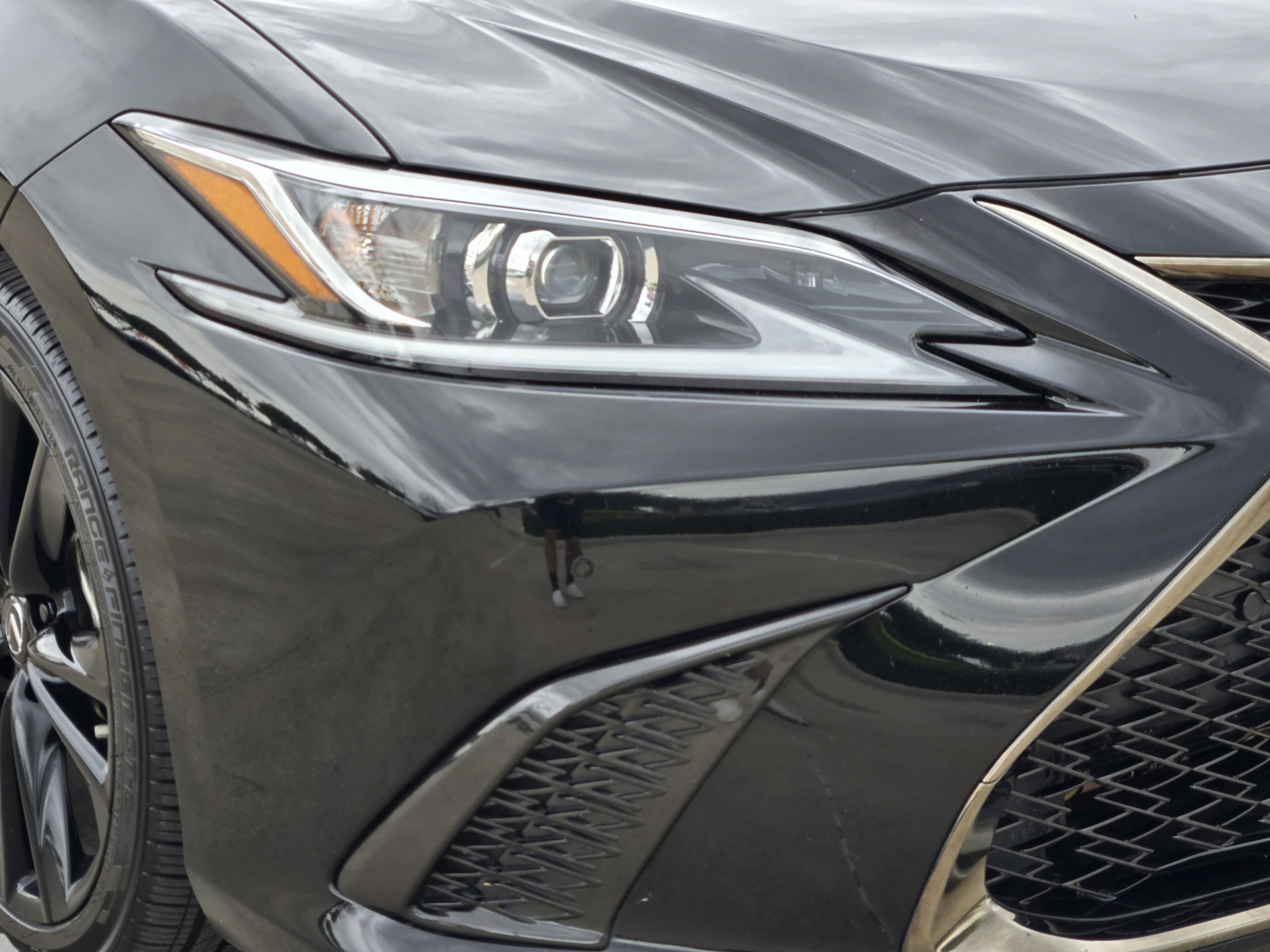 Certified 2022 Lexus ES 350 F Sport w/ Accessory Package 2 FWD image 37