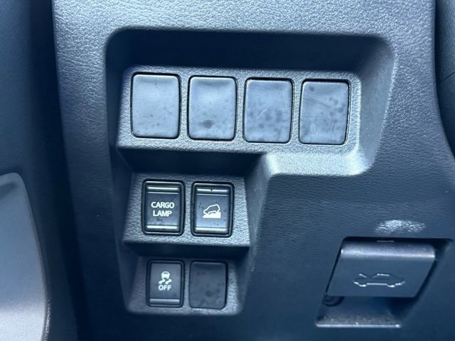 Certified 2024 Nissan Frontier SV image 26