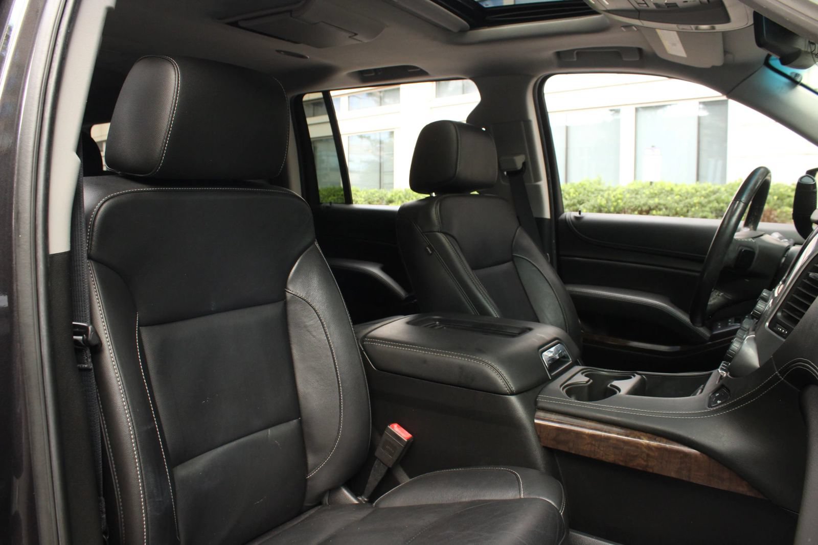Used 2018 Chevrolet Suburban LT AWD/4WD image 28