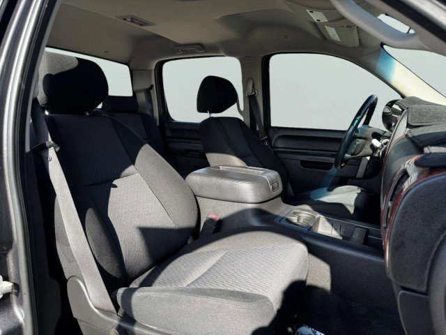 Used 2010 GMC Sierra 1500 SLE w/ Texas Edition image 47