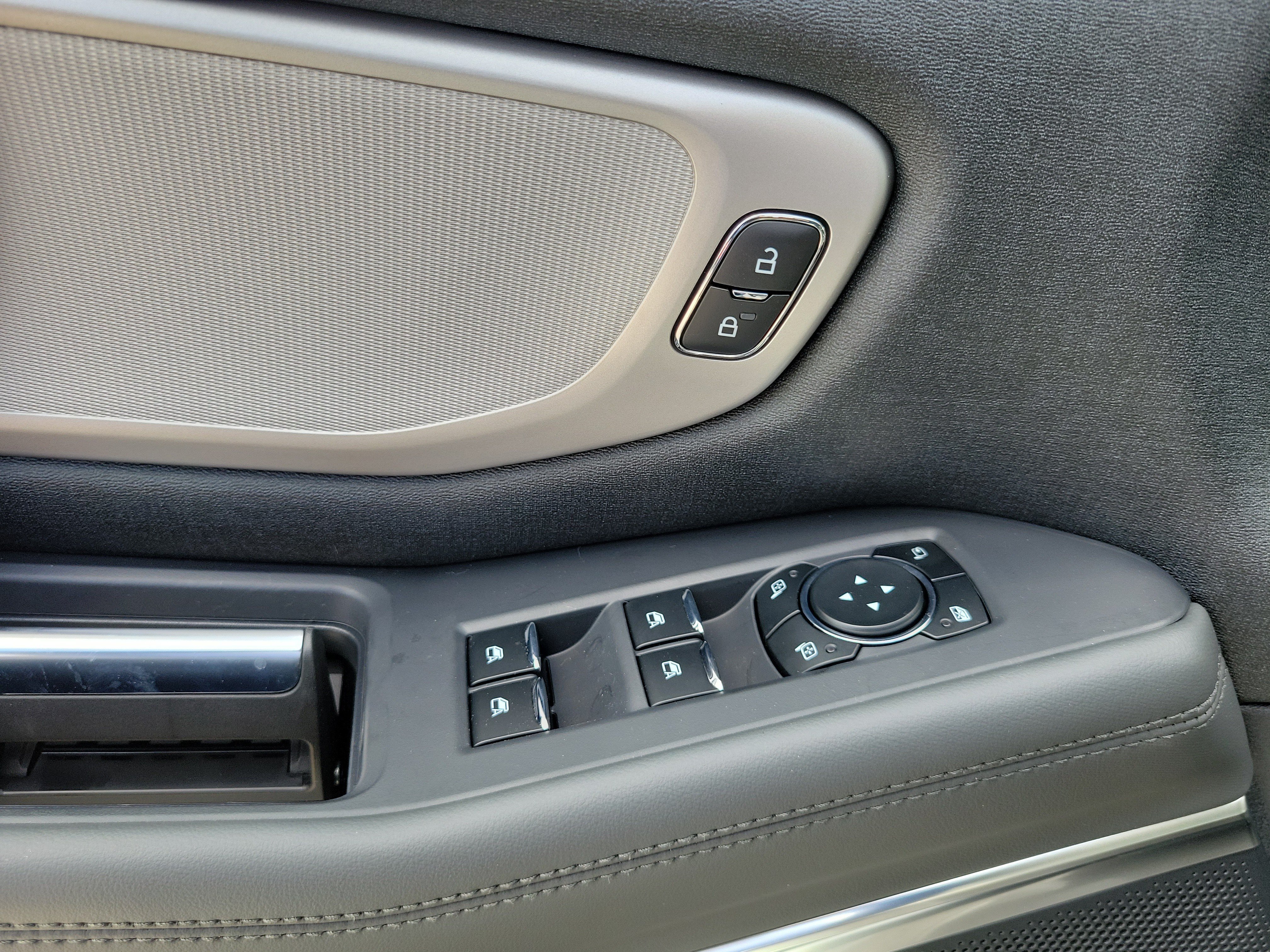 New 2026 Ford Expedition Active RWD image 14