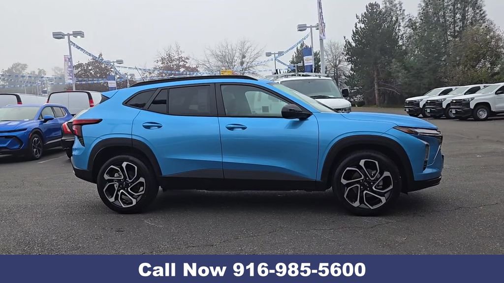 New 2026 Chevrolet Trax RS w/ Sunroof Package image 12