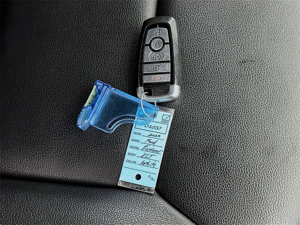 Used 2020 Ford Explorer XLT w/ Equipment Group 202A image 37