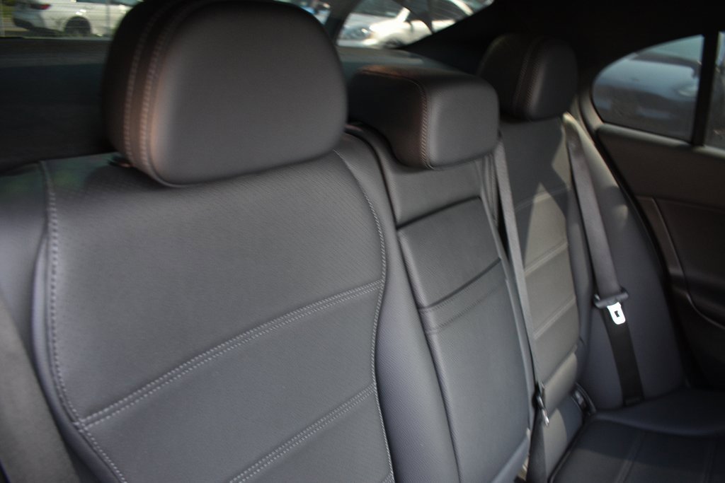 Used 2024 Mercedes-Benz C 300 4MATIC Sedan image 29