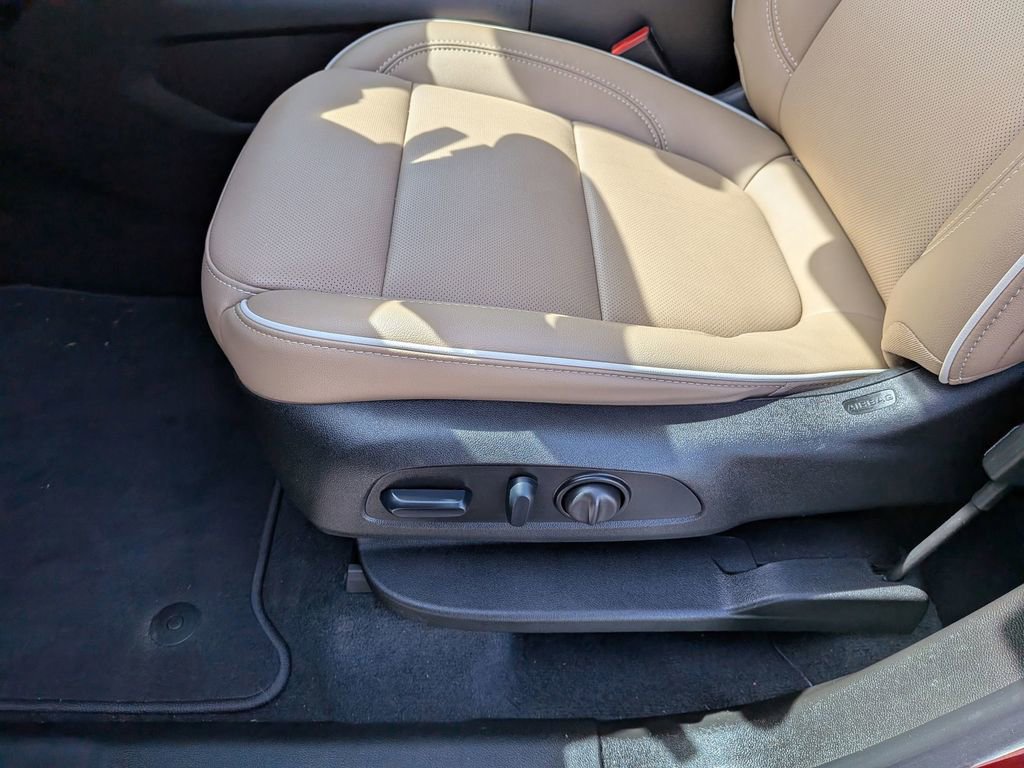 Certified 2023 Chevrolet Traverse Premier image 13