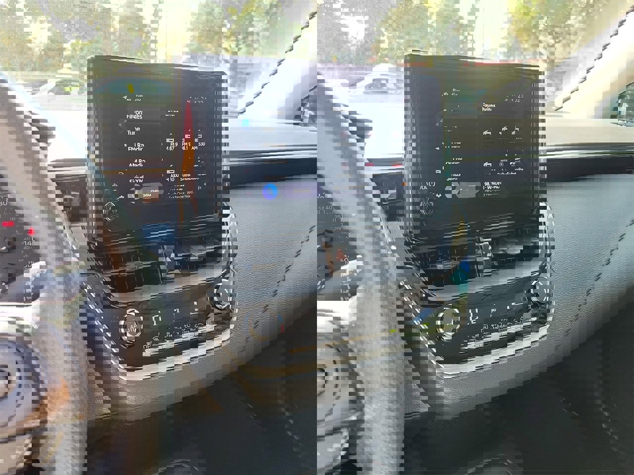 Used 2023 Toyota Corolla LE image 23