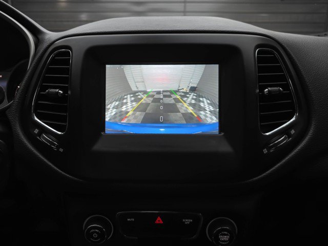 Used 2019 Jeep Compass Latitude w/ Popular Equipment Group AWD/4WD image 25