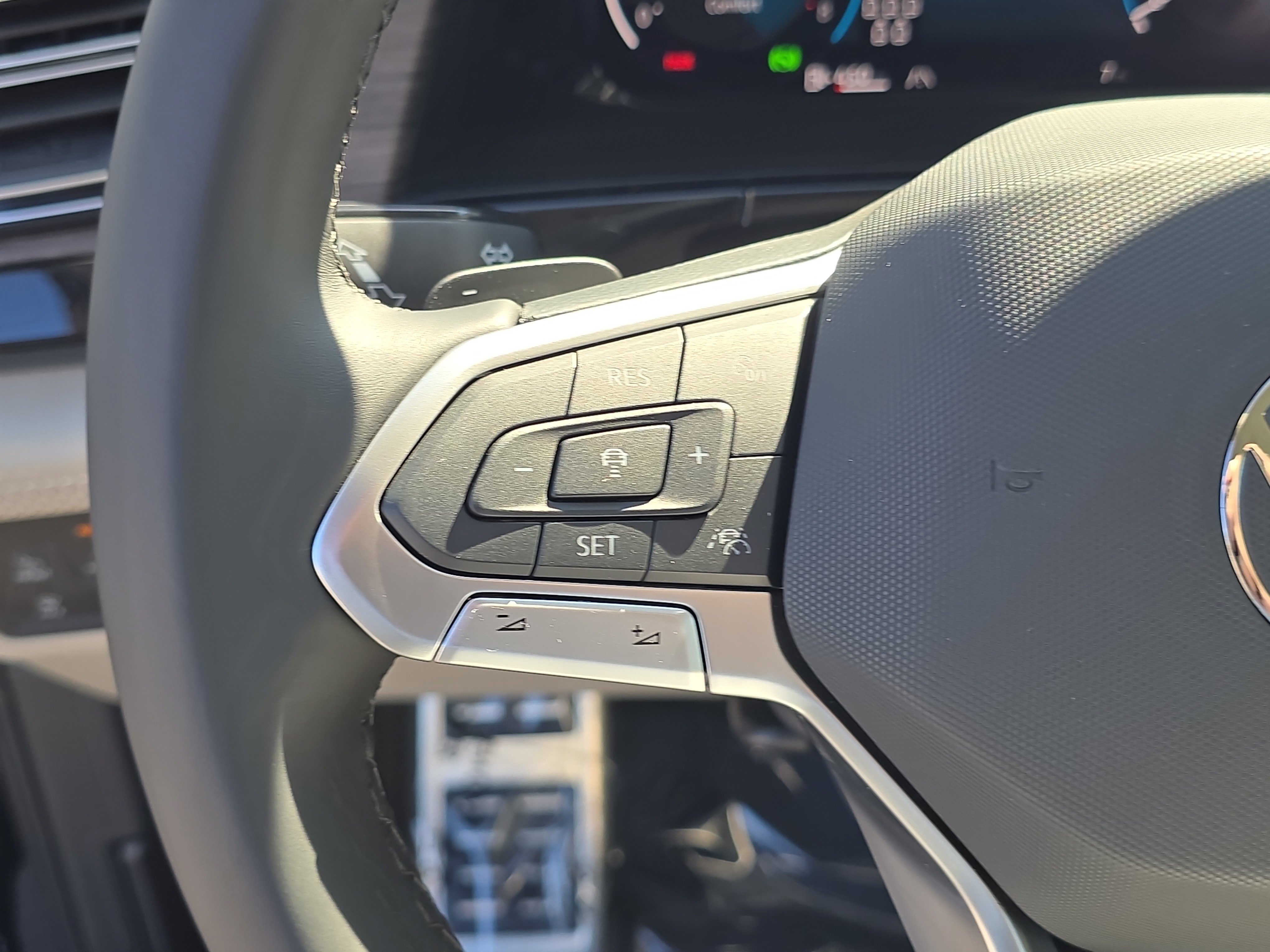 New 2026 Volkswagen Atlas SEL Premium R-Line image 31