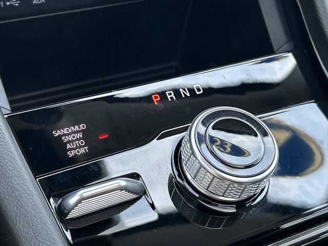 Used 2023 Jeep Grand Cherokee Limited AWD/4WD image 26