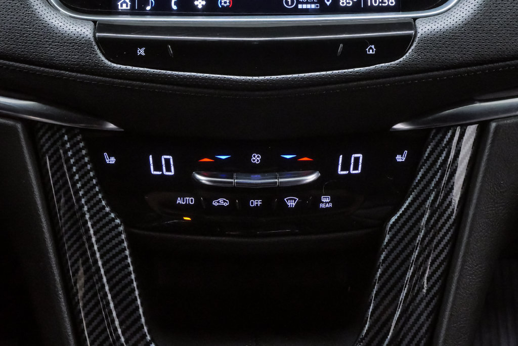 Used 2022 Cadillac XT5 Luxury FWD image 17