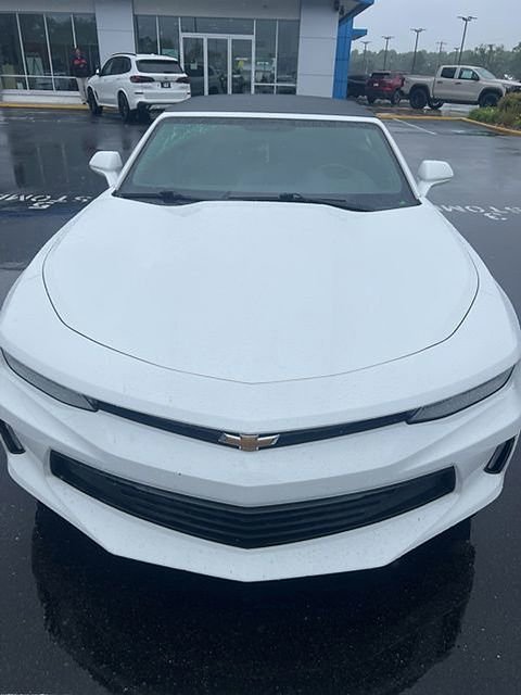 Used 2017 Chevrolet Camaro LT RWD image 13