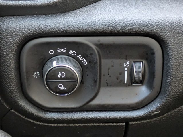 Used 2025 RAM 1500 Big Horn AWD/4WD image 23