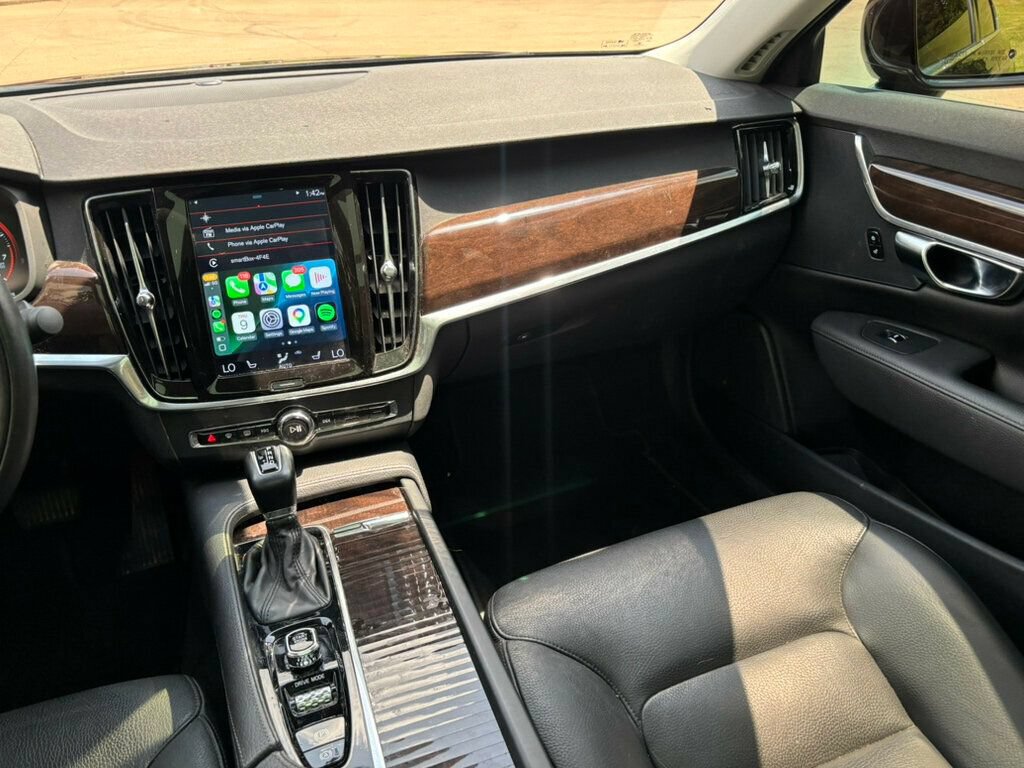 Used 2019 Volvo S90 T6 Momentum AWD/4WD image 21