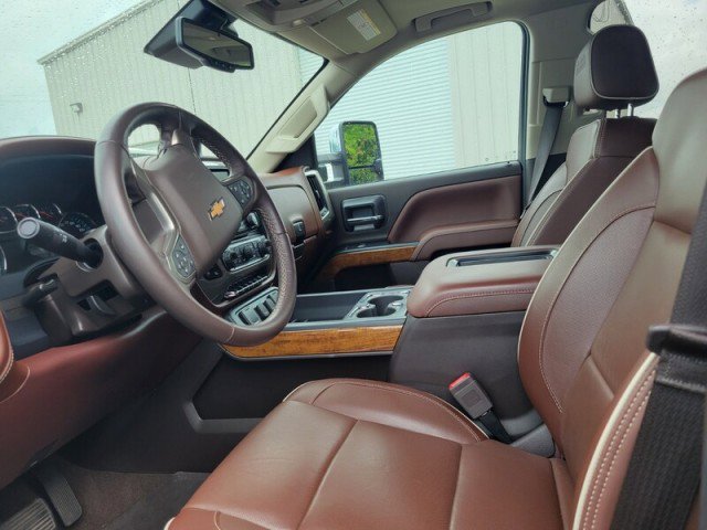 Used 2019 Chevrolet Silverado 3500 High Country w/ Duramax Plus Package AWD/4WD image 7