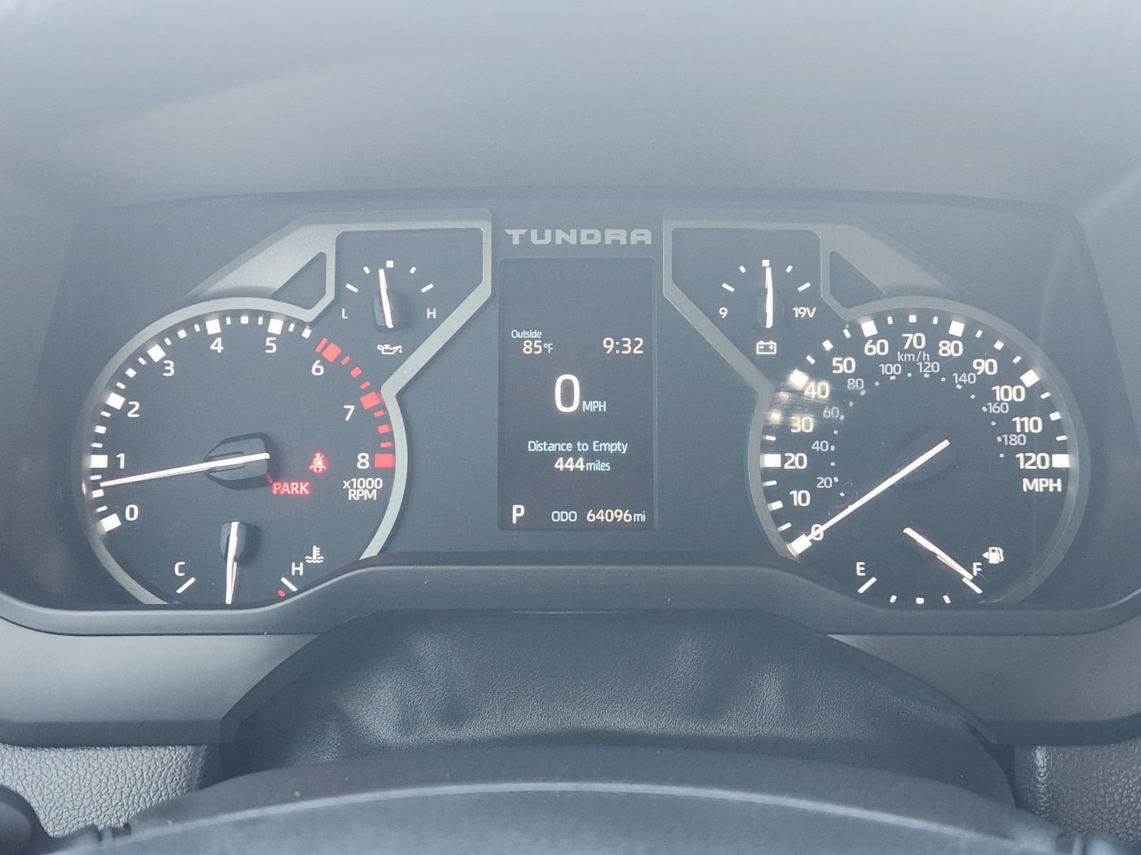 Used 2023 Toyota Tundra Limited AWD/4WD image 19