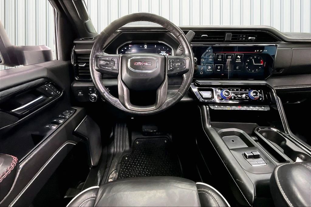 Used 2024 GMC Sierra 2500 AT4X image 9