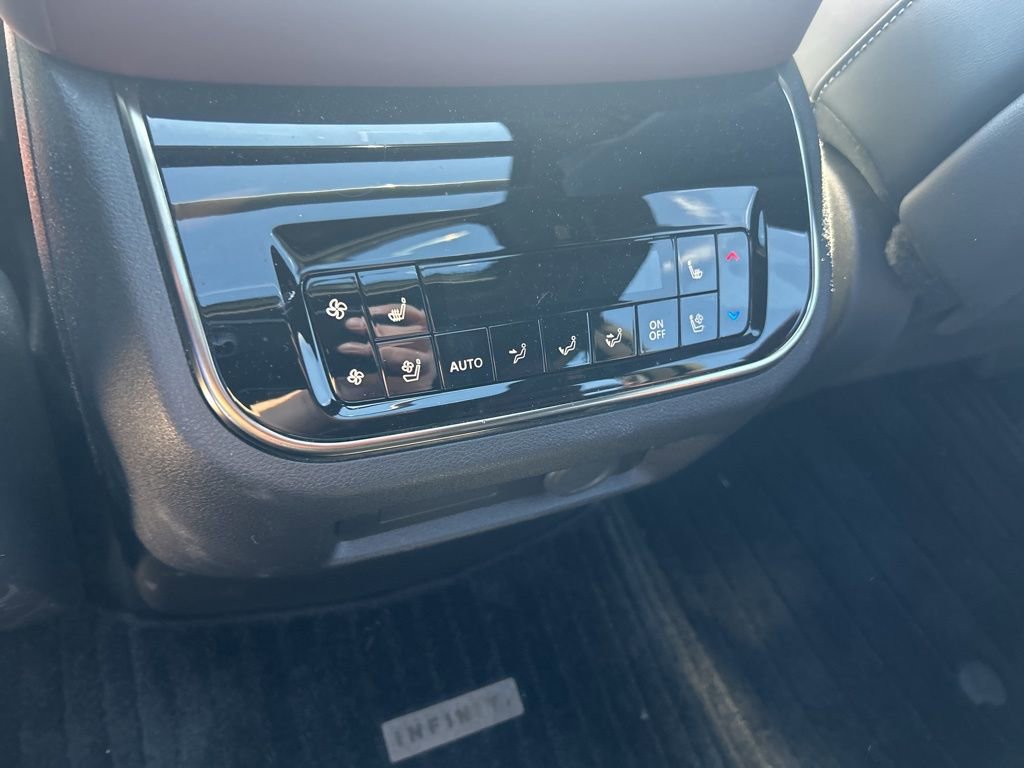 Used 2025 INFINITI QX80 Autograph w/ Autograph Exterior Package image 12