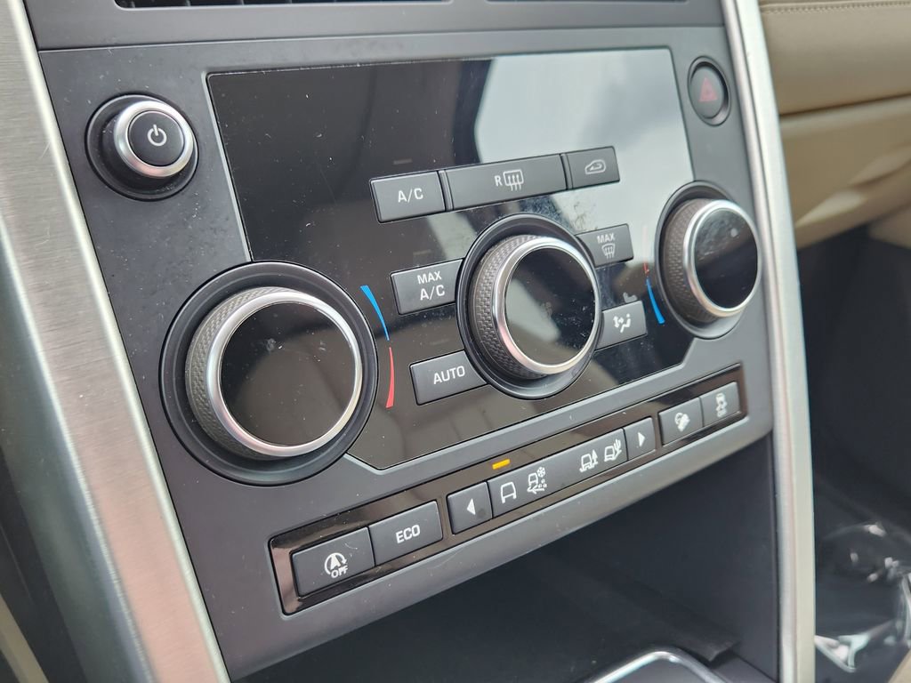 Used 2019 Land Rover Discovery Sport HSE image 19