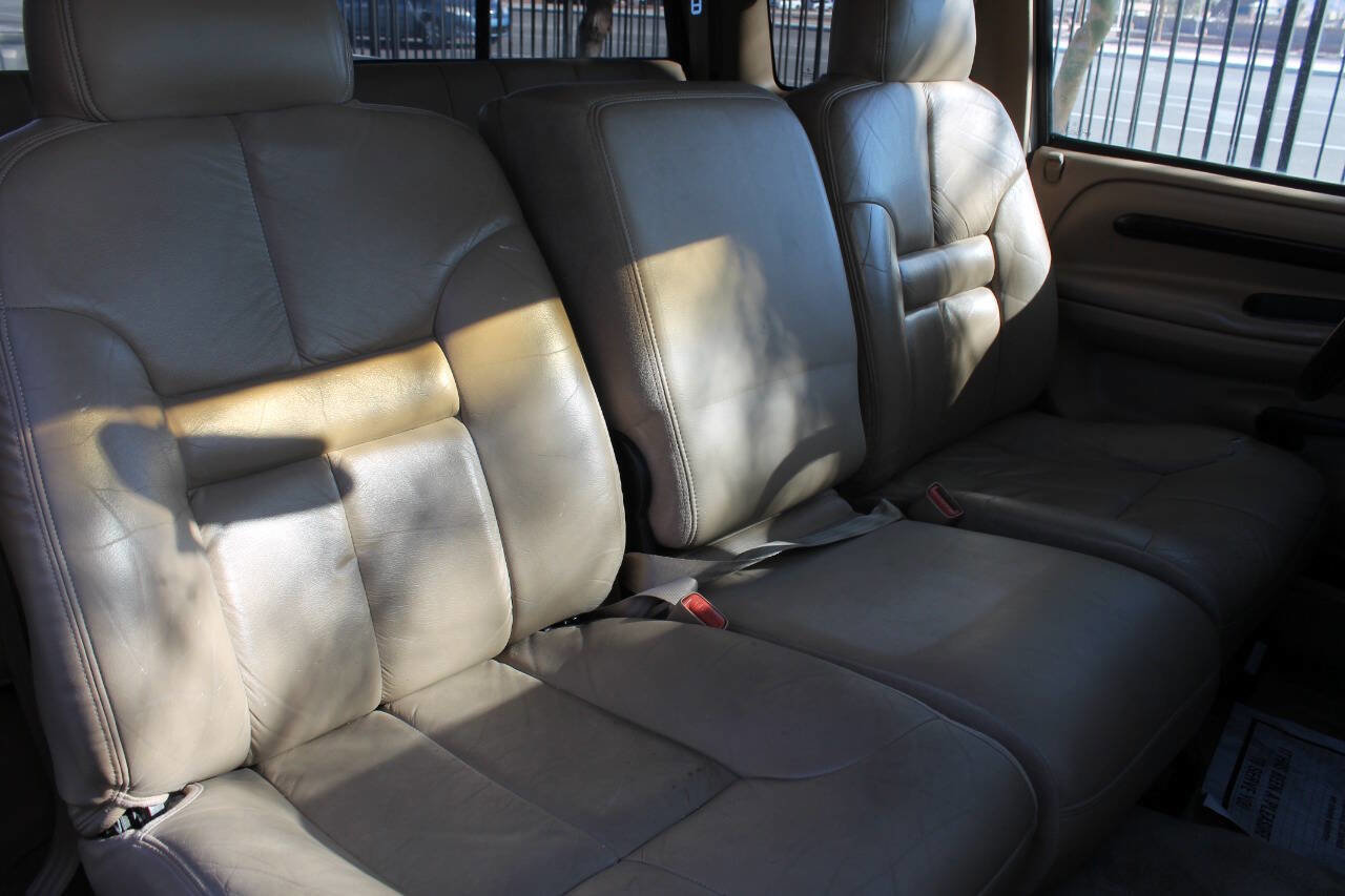 Used 1997 Dodge Ram 2500 Truck 2WD Club Cab image 18