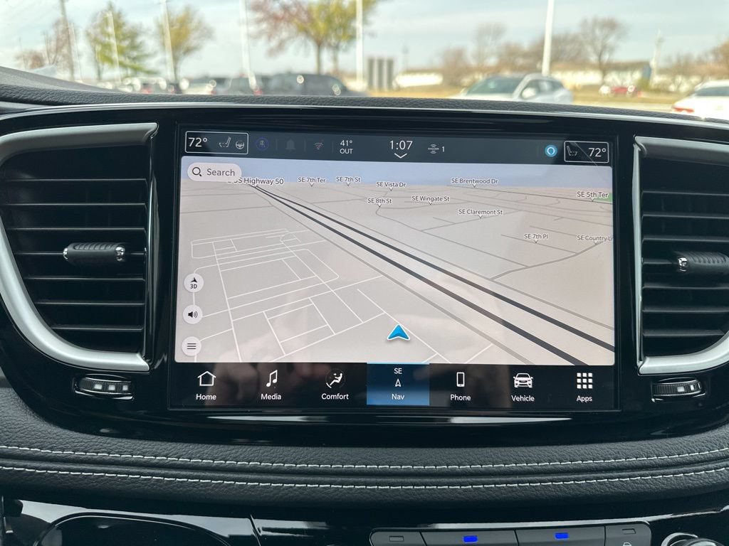 New 2026 Chrysler Pacifica Select AWD/4WD image 73