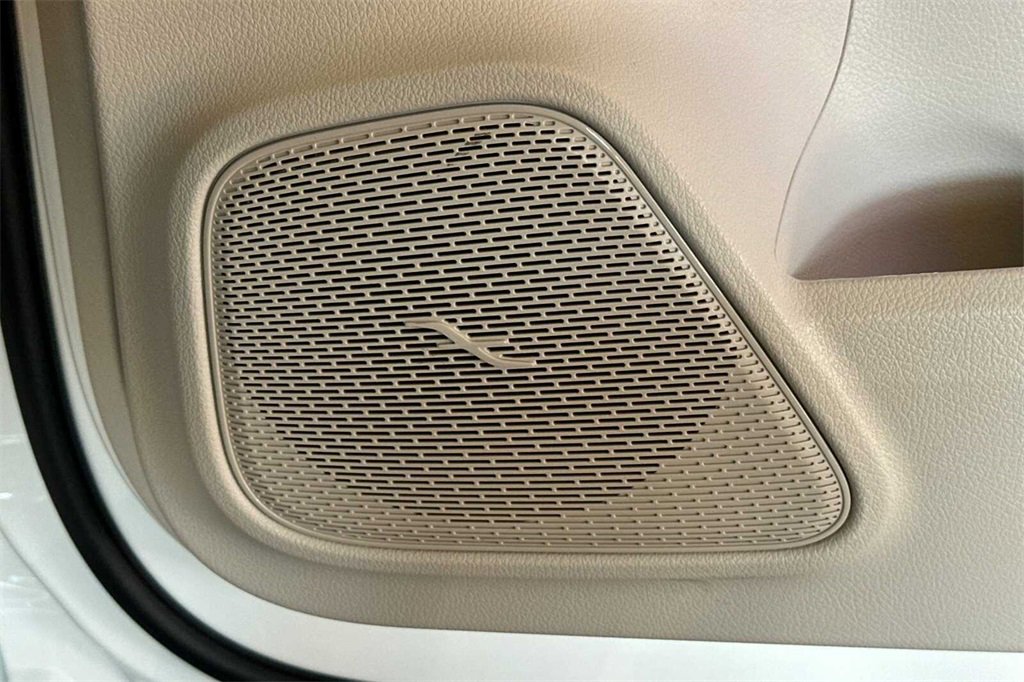 Certified 2025 Mercedes-Benz GLA 250 image 22