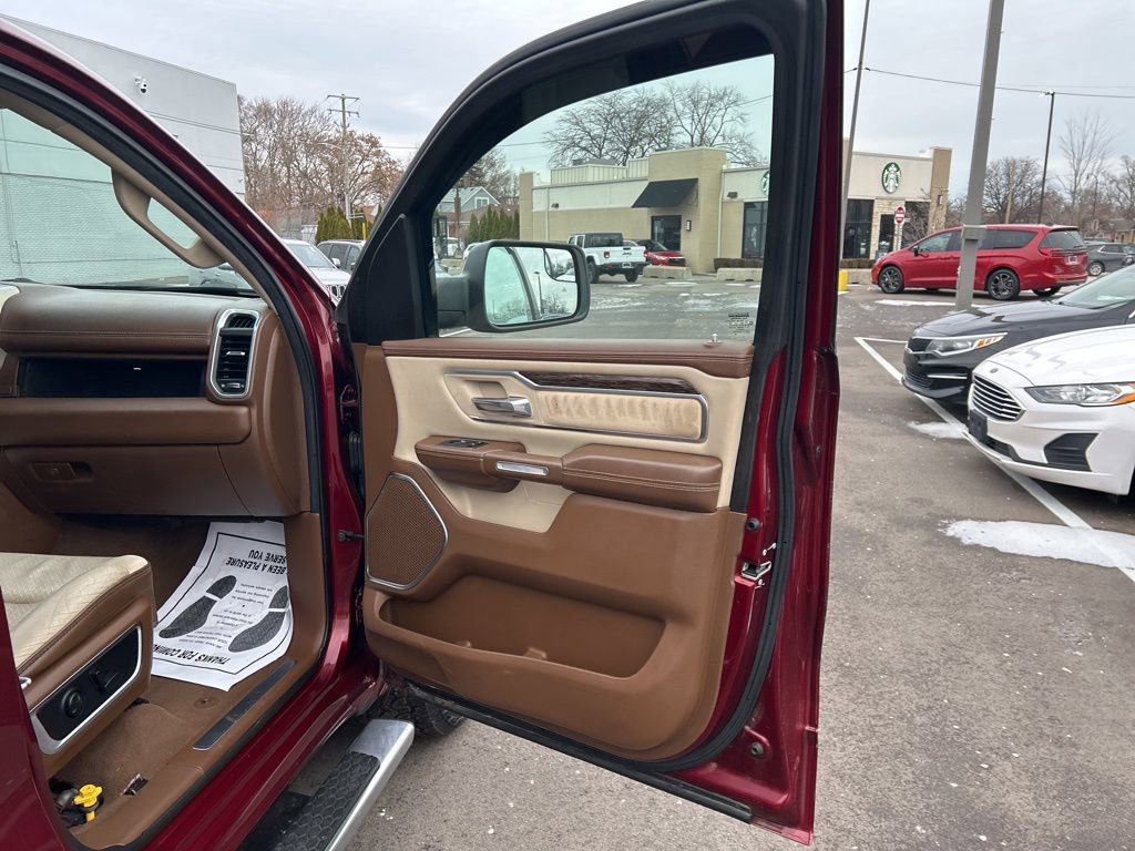 Used 2019 RAM 1500 Laramie image 15