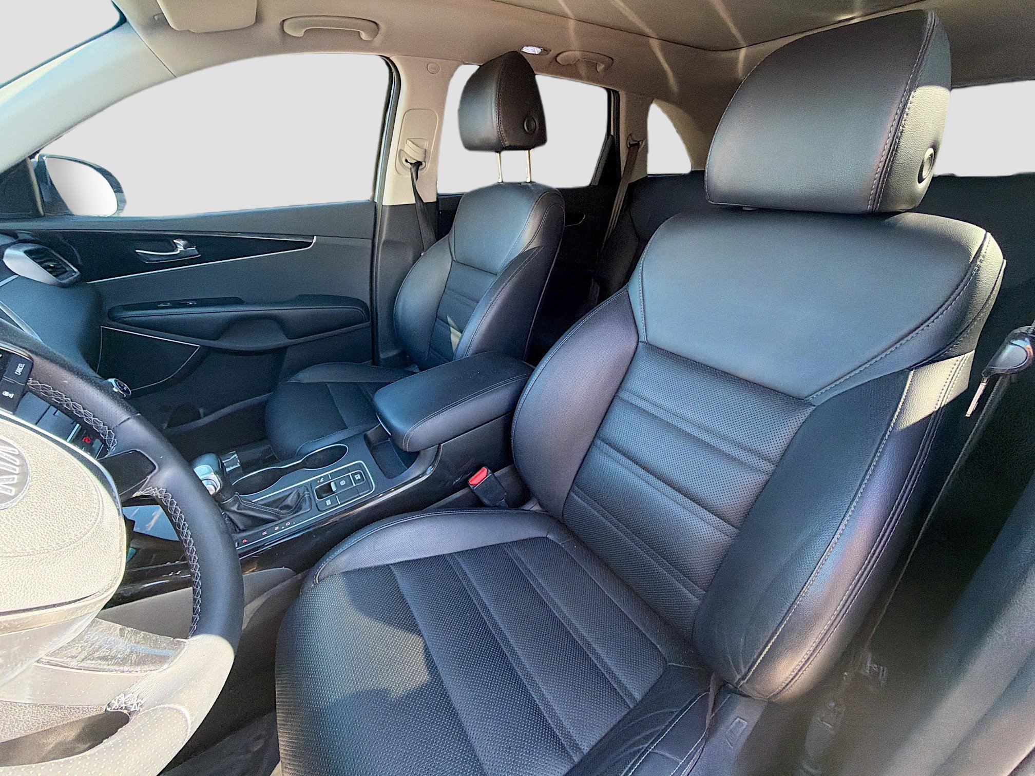 Used 2019 Kia Sorento SX image 24