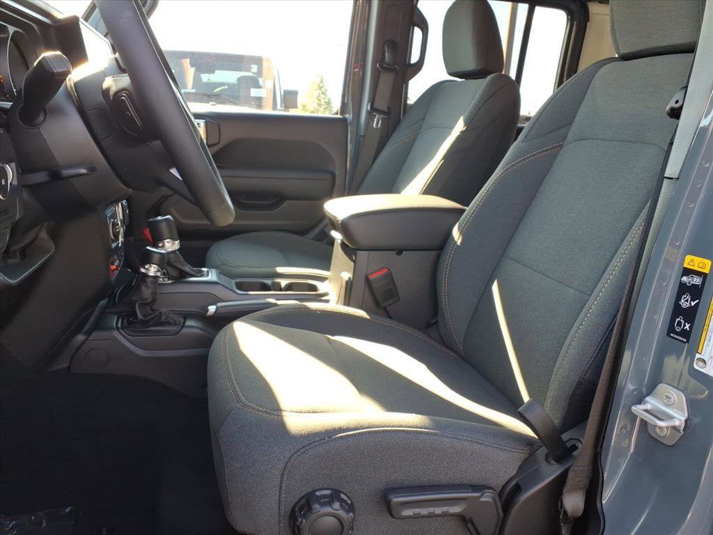 New 2026 Jeep Wrangler Unlimited Sport image 9