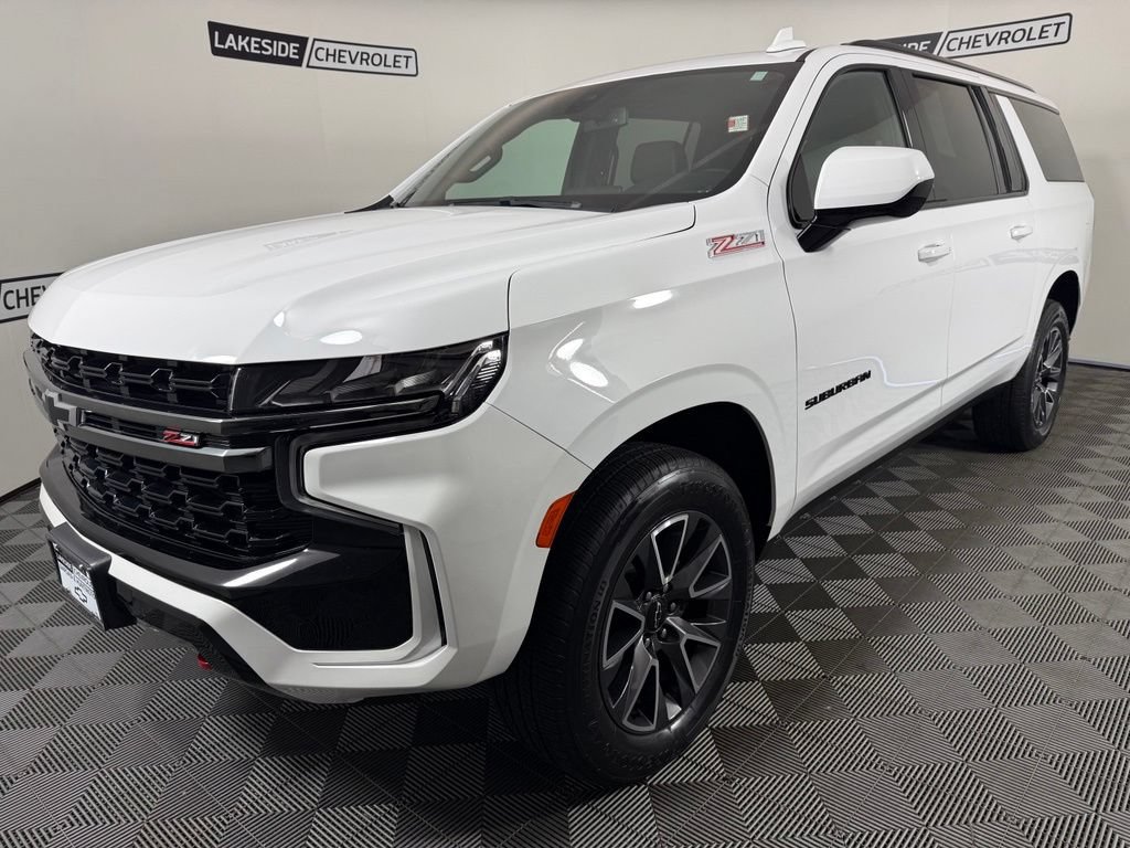 Used 2022 Chevrolet Suburban Z71 AWD/4WD image 2