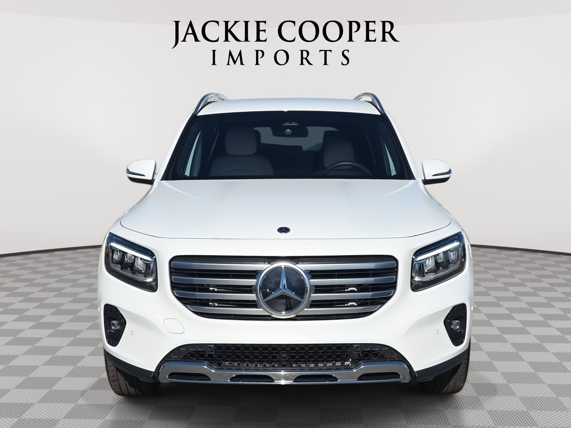 Certified 2025 Mercedes-Benz GLB 250 image 2