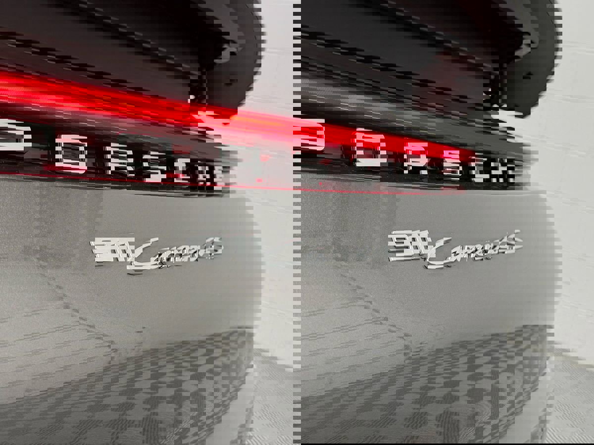 Used 2024 Porsche 911 Carrera 4S image 11