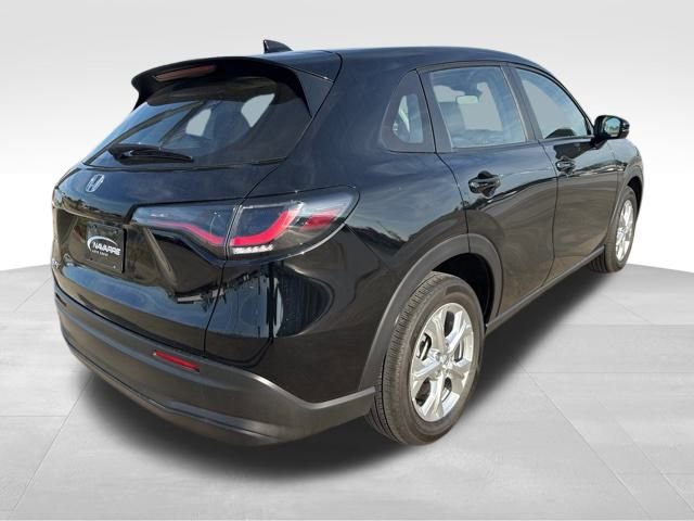 Used 2025 Honda HR-V LX image 8