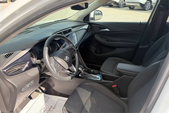 Used 2021 Buick Encore GX Select w/ Experience Buick Package AWD/4WD image 9