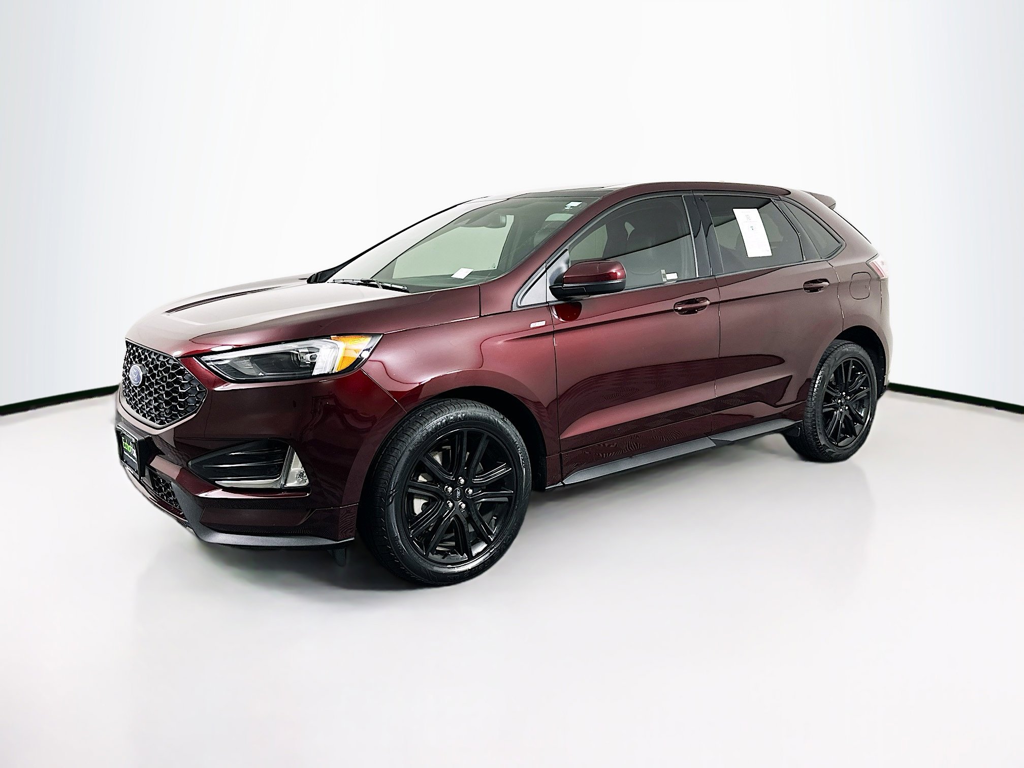 Used 2024 Ford Edge ST-Line image 3