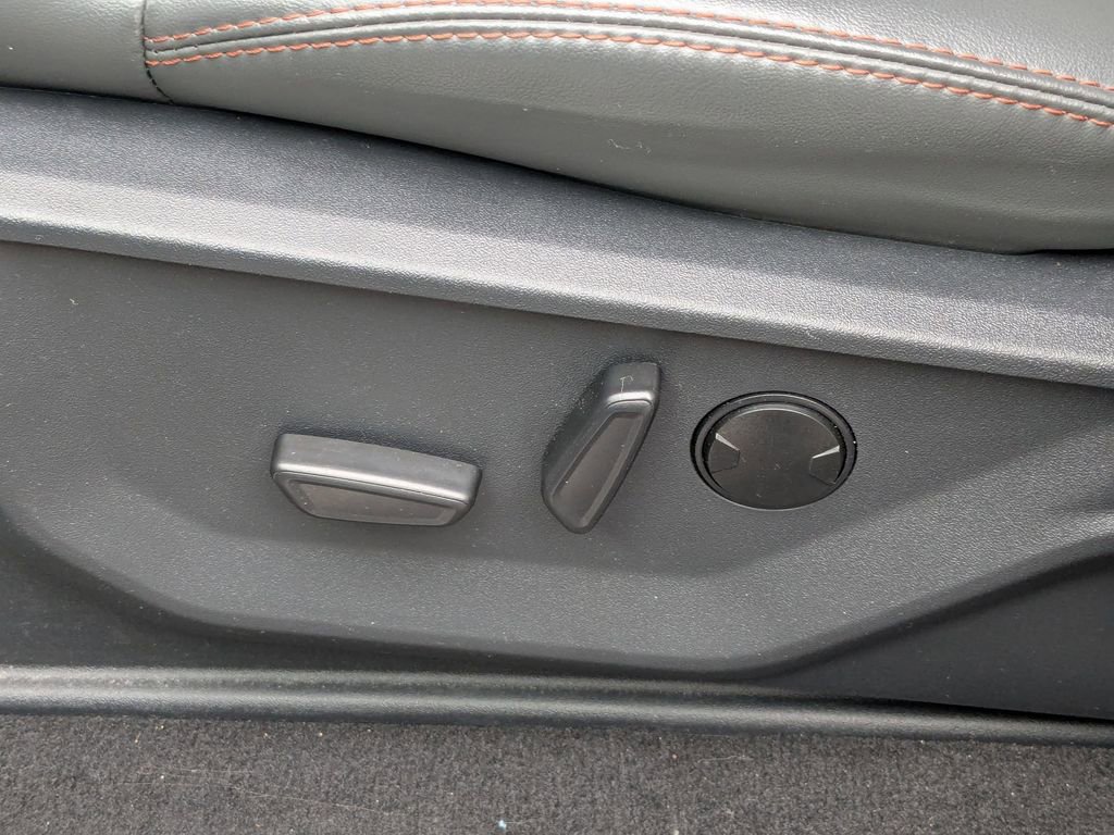 Used 2025 Ford Expedition Max Active image 16