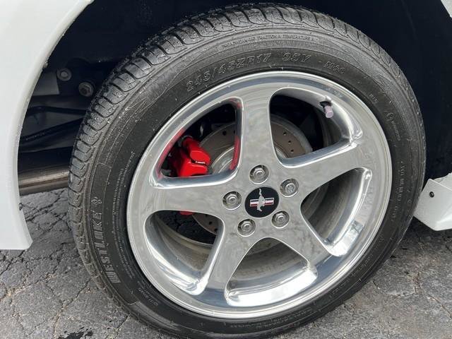Used 2004 Ford Mustang GT RWD image 10