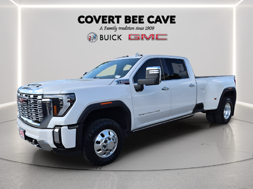 Used 2024 GMC Sierra 3500 Denali w/ Denali Reserve Package AWD/4WD image 3