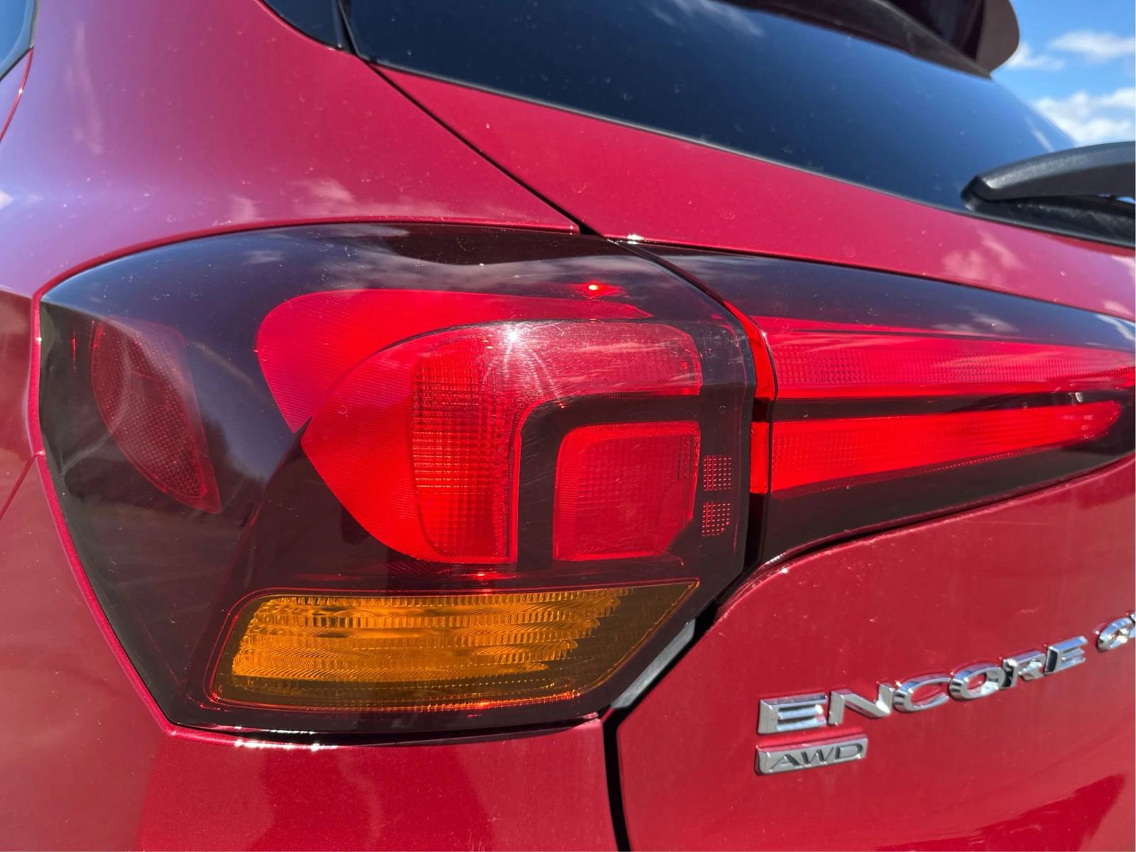 Used 2020 Buick Encore GX Preferred w/ Cold Weather Comfort Package AWD/4WD image 35