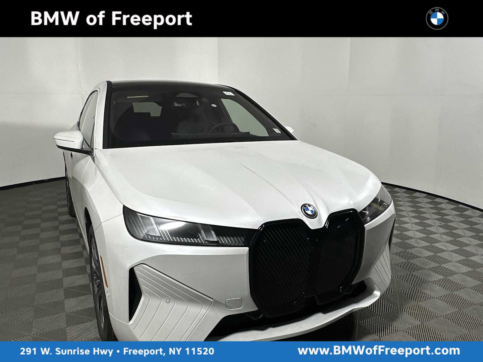 New 2026 BMW iX xDrive60 w/ Premium Package