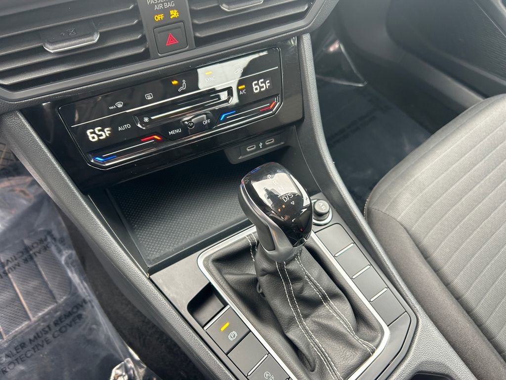 Used 2025 Volkswagen Jetta S image 20