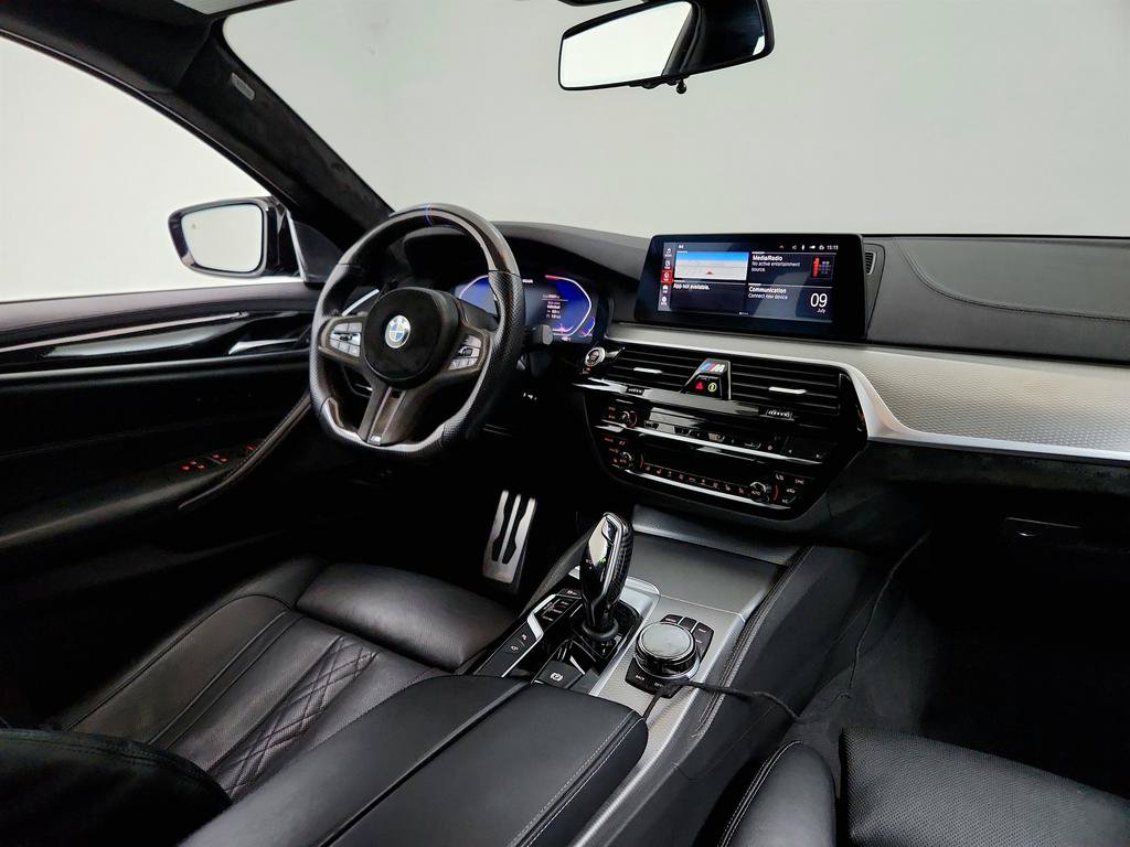 Used 2020 BMW M550i xDrive AWD/4WD image 27