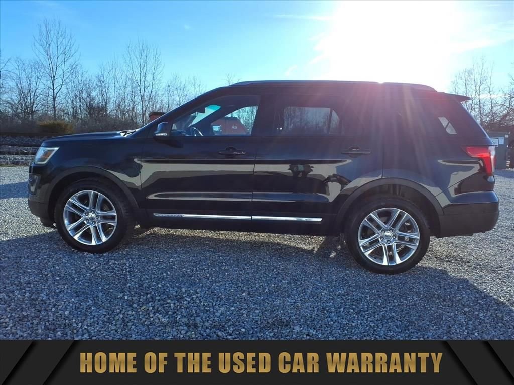 Used 2016 Ford Explorer XLT w/ Equipment Group 202A image 5