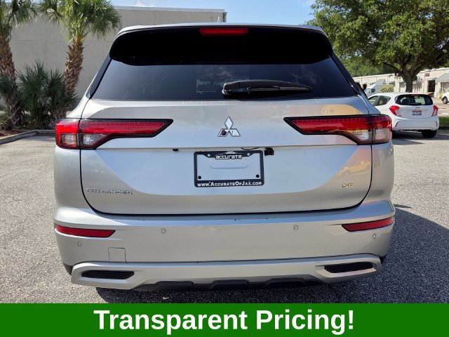 Used 2023 Mitsubishi Outlander SE FWD image 4