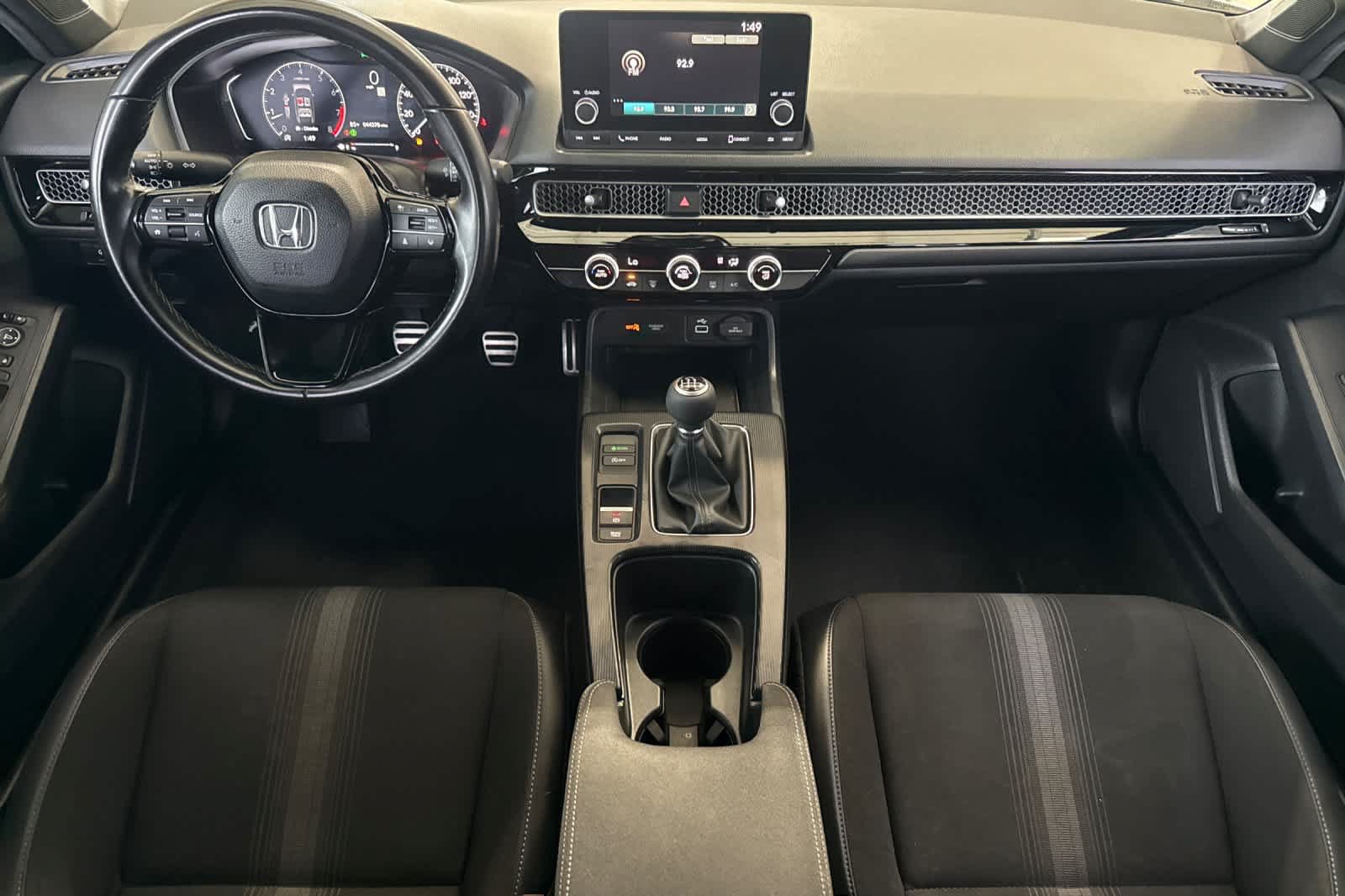 Used 2023 Honda Civic Sport image 3
