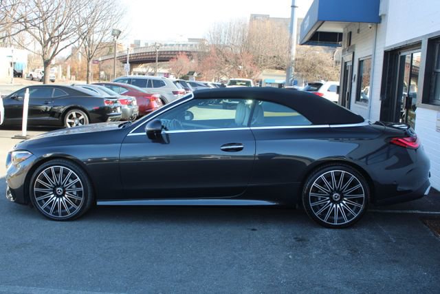 Used 2024 Mercedes-Benz CLE 450 4MATIC Cabriolet image 7