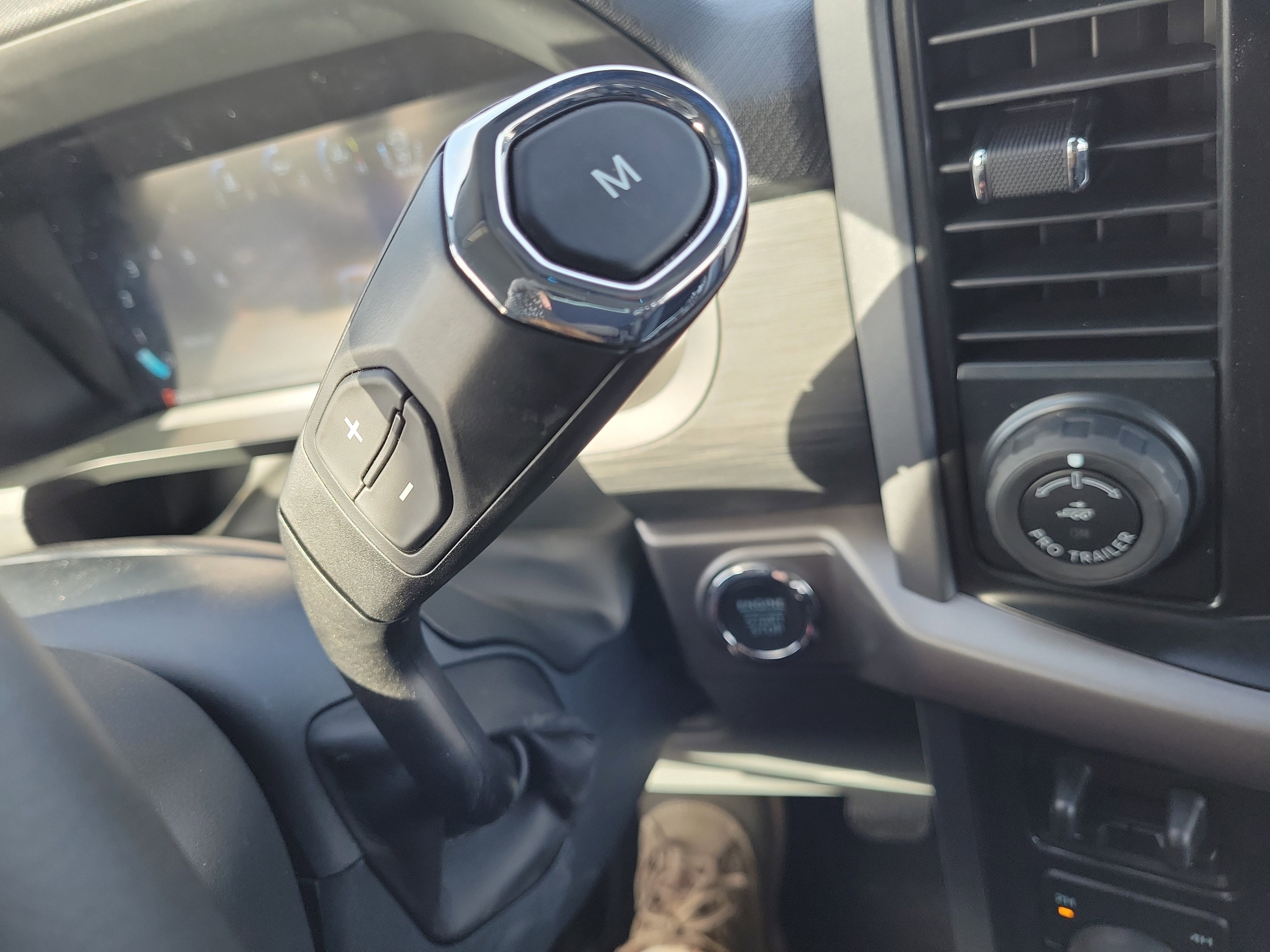 New 2026 Ford F150 XLT w/ Equipment Group 302A MID image 32