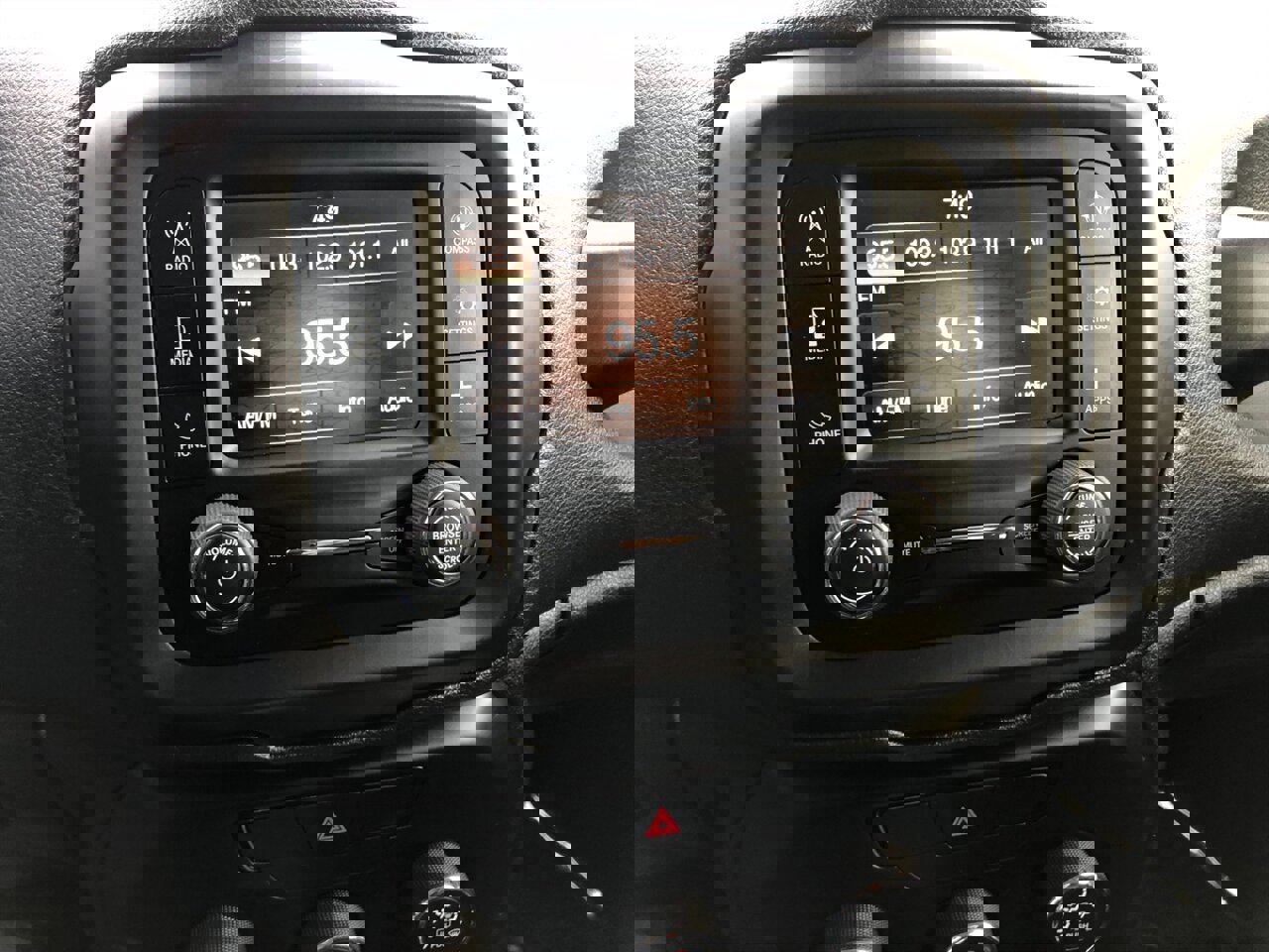 Used 2020 Jeep Renegade Sport image 14