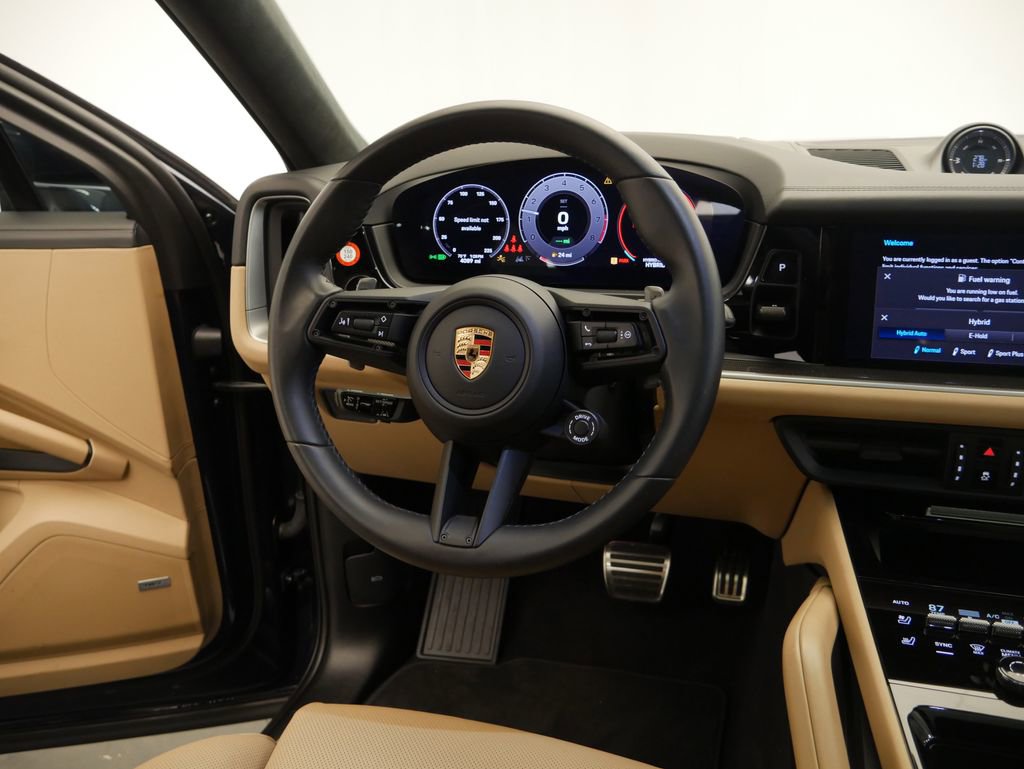 Certified 2024 Porsche Cayenne Turbo image 30